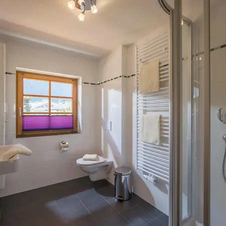 Tiroler Haus * מאיירהופן